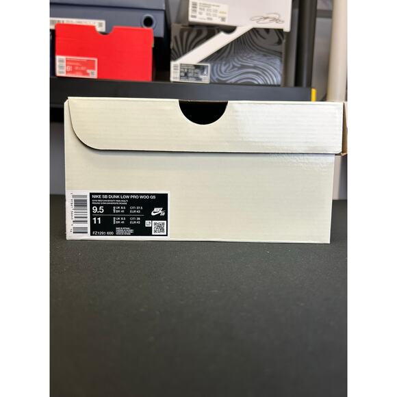 Nike SB Dunk Low Pro WOO Poppy / Size 9.5 / Brand New - Picture 12 of 13